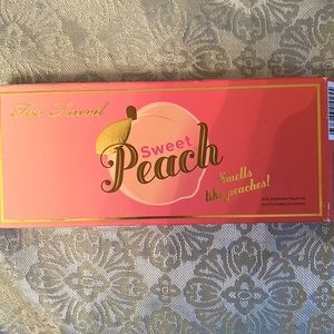Too Faced Sweet Peach Palette